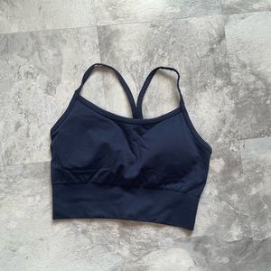 Sports bra (NWOT)